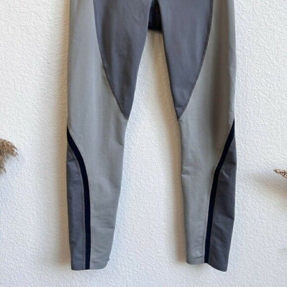 ATHLETA Silver Bells Spar Colorblock 7/8 Leggings Womens Activewear Size Small - Picture 7 of 12